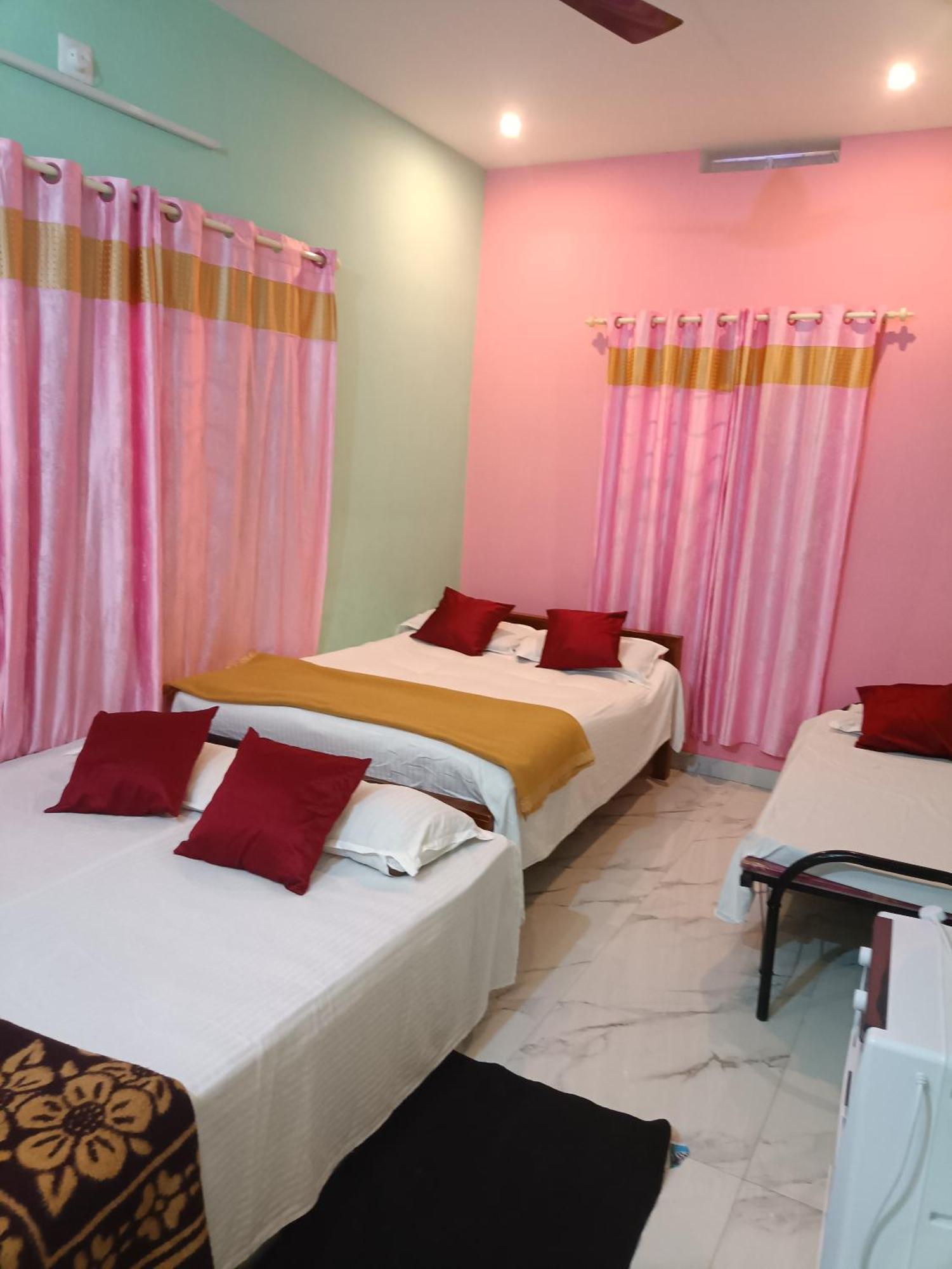 God'S Gift Villa Devikolam Luaran gambar